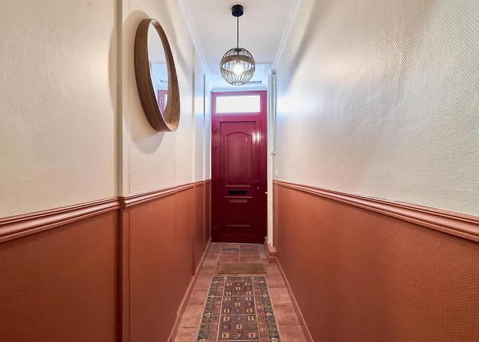 Holiday home L'elegante Demeure Cathedrale Parking Gratuit