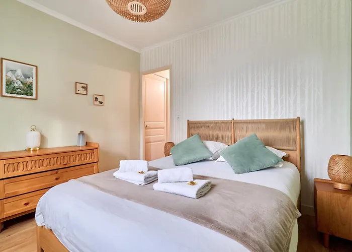 L'elegante Demeure Cathedrale Parking Gratuit Holiday home *